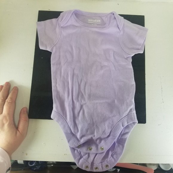 Lot of 12-18 Months Girls Clothes, 2 bodysuits, 1 T-Shirt, Pre-Owned, Koala baby - Picture 5 of 5